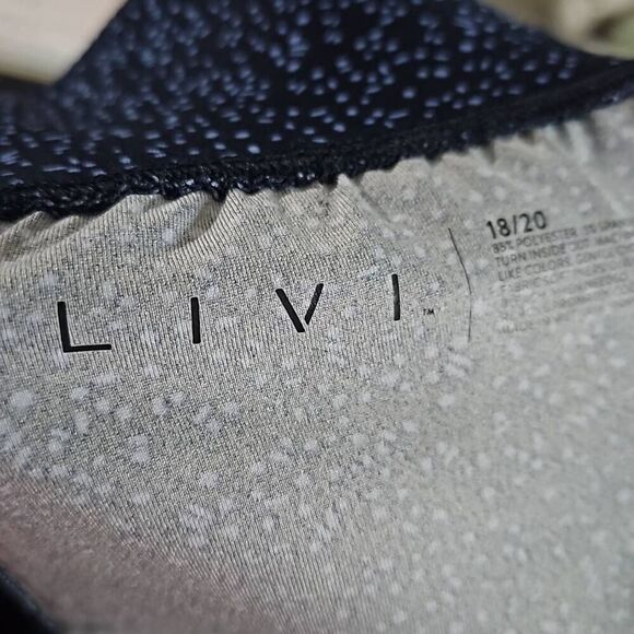 L I V I leggings, Joggers, Workout pants. Size 18/20 - Picture 5 of 7